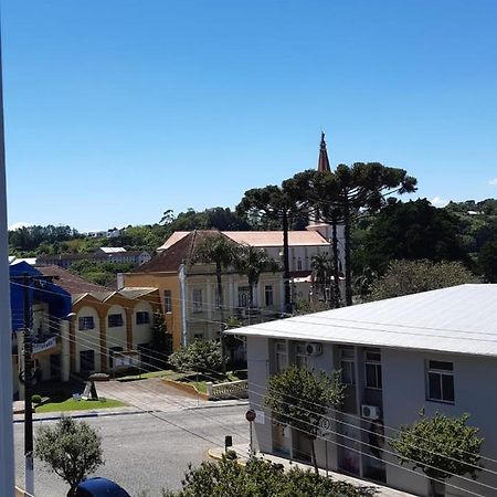 Pousada Dos Frades Garibaldi Exterior photo