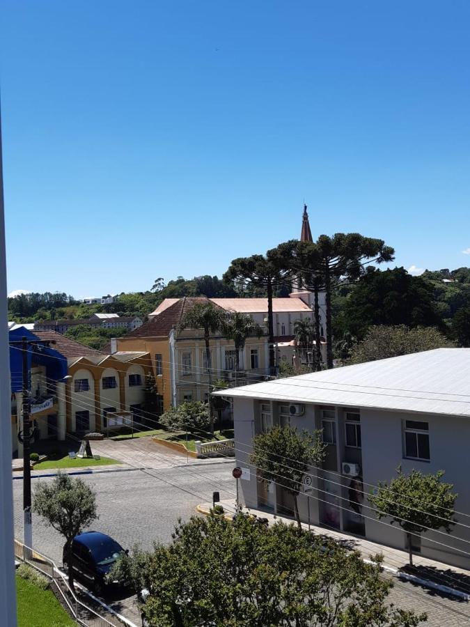Pousada Dos Frades Garibaldi Exterior photo